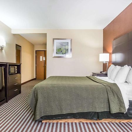 Quality Inn Mount Vernon, Il Buitenkant foto