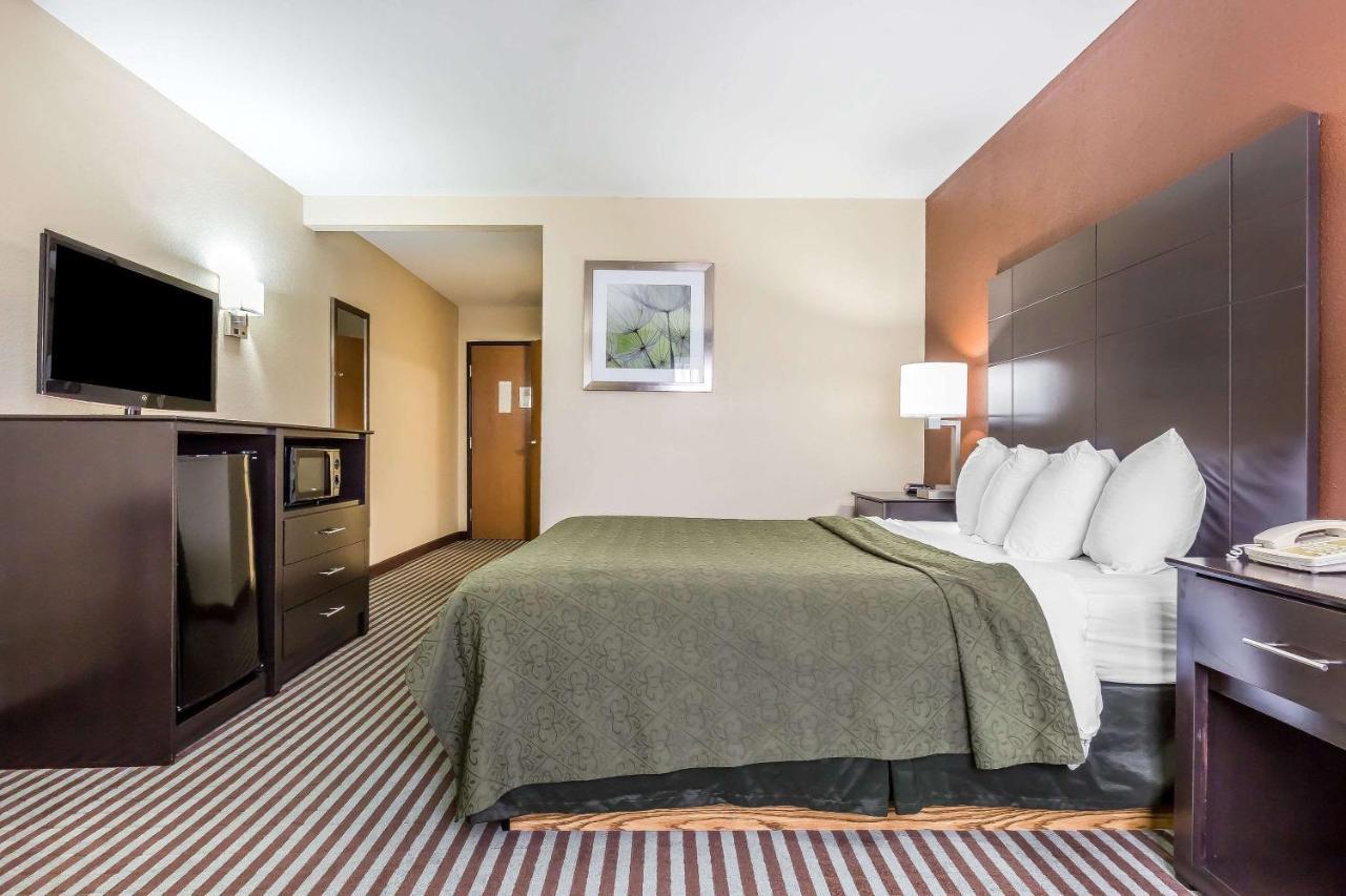Quality Inn Mount Vernon, Il Buitenkant foto