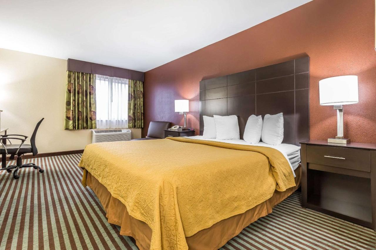 Quality Inn Mount Vernon, Il Buitenkant foto