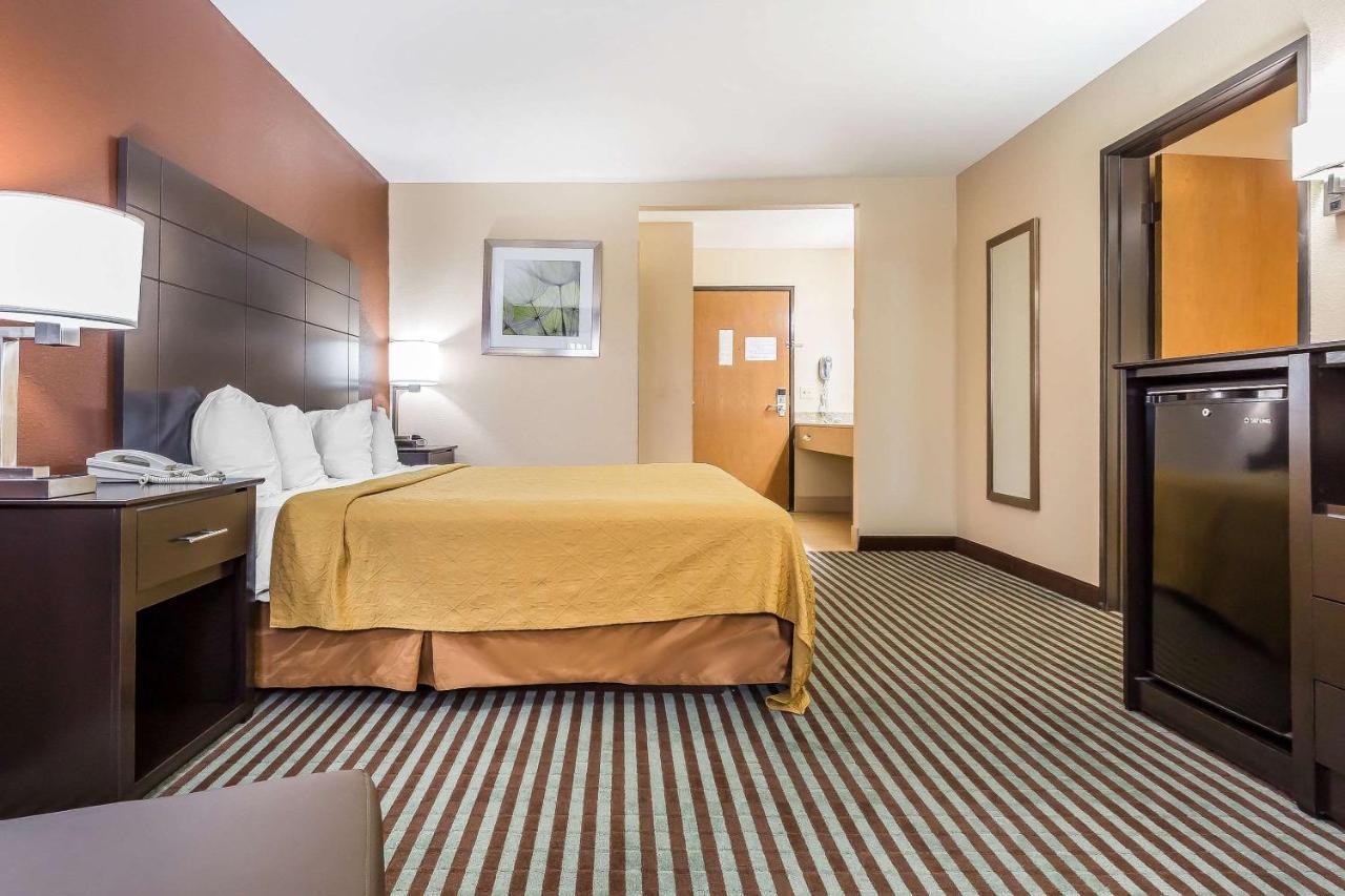 Quality Inn Mount Vernon, Il Buitenkant foto
