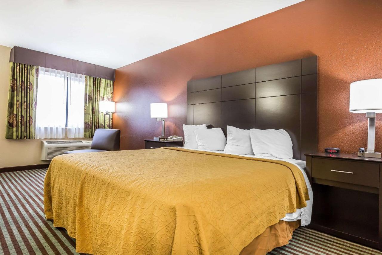 Quality Inn Mount Vernon, Il Buitenkant foto